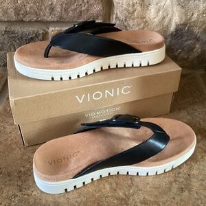 Vionic Uptown Marin Women's 9 Flip Flop Black Leather Sandals